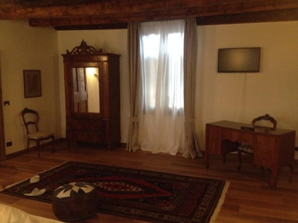 Relais Villa Gozzi B&B Arcugnano Szoba fotó